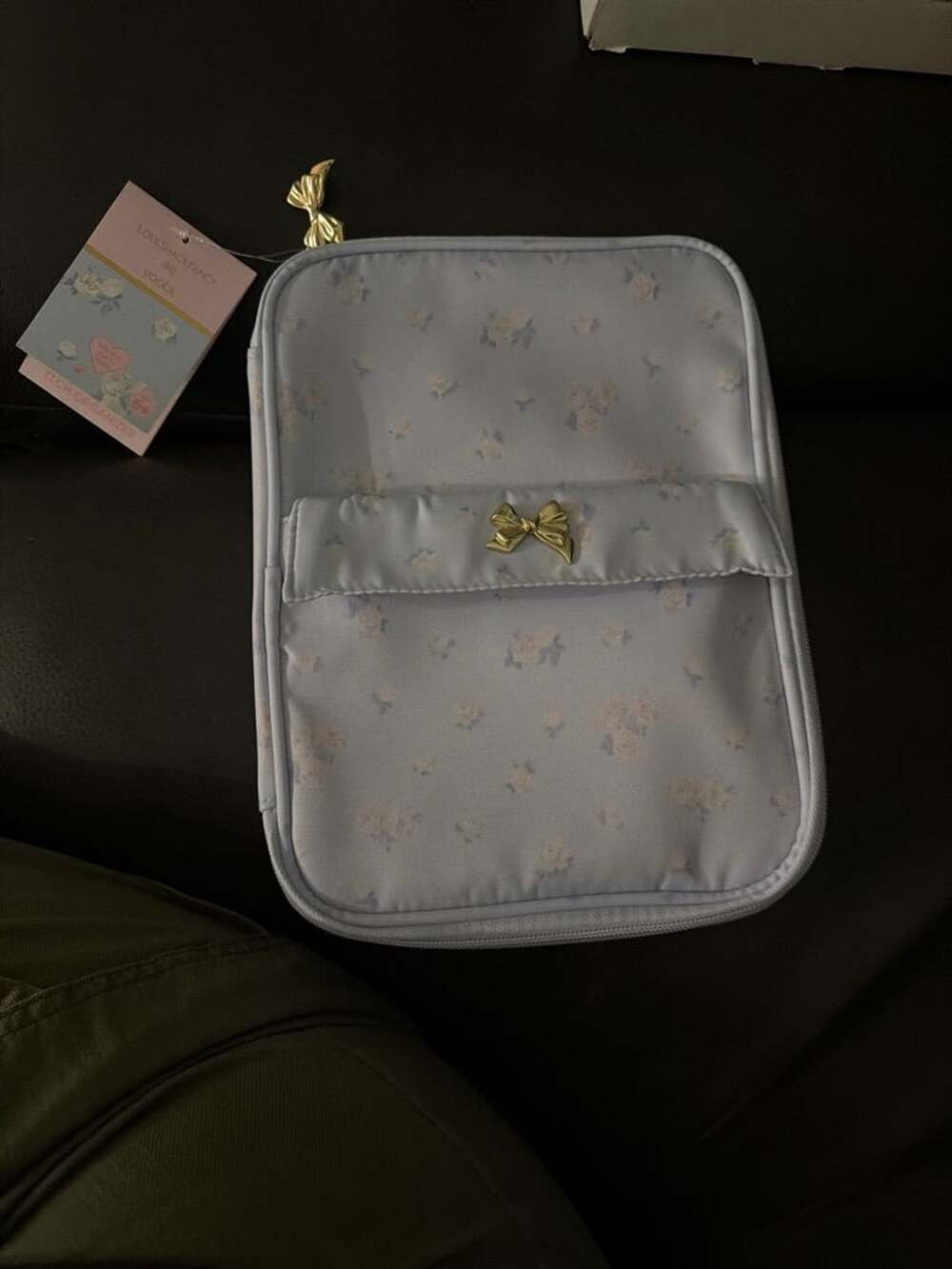 Love & Sincerity by YOOX Floral Print Pouch with Gold Bow